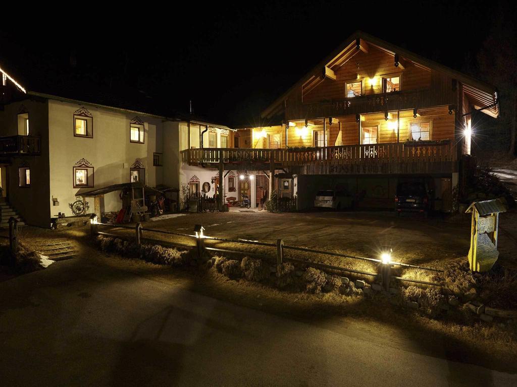 Apparthotel Bio Natur Refugium Blaslahof Santa Maddalena in Casies エクステリア 写真