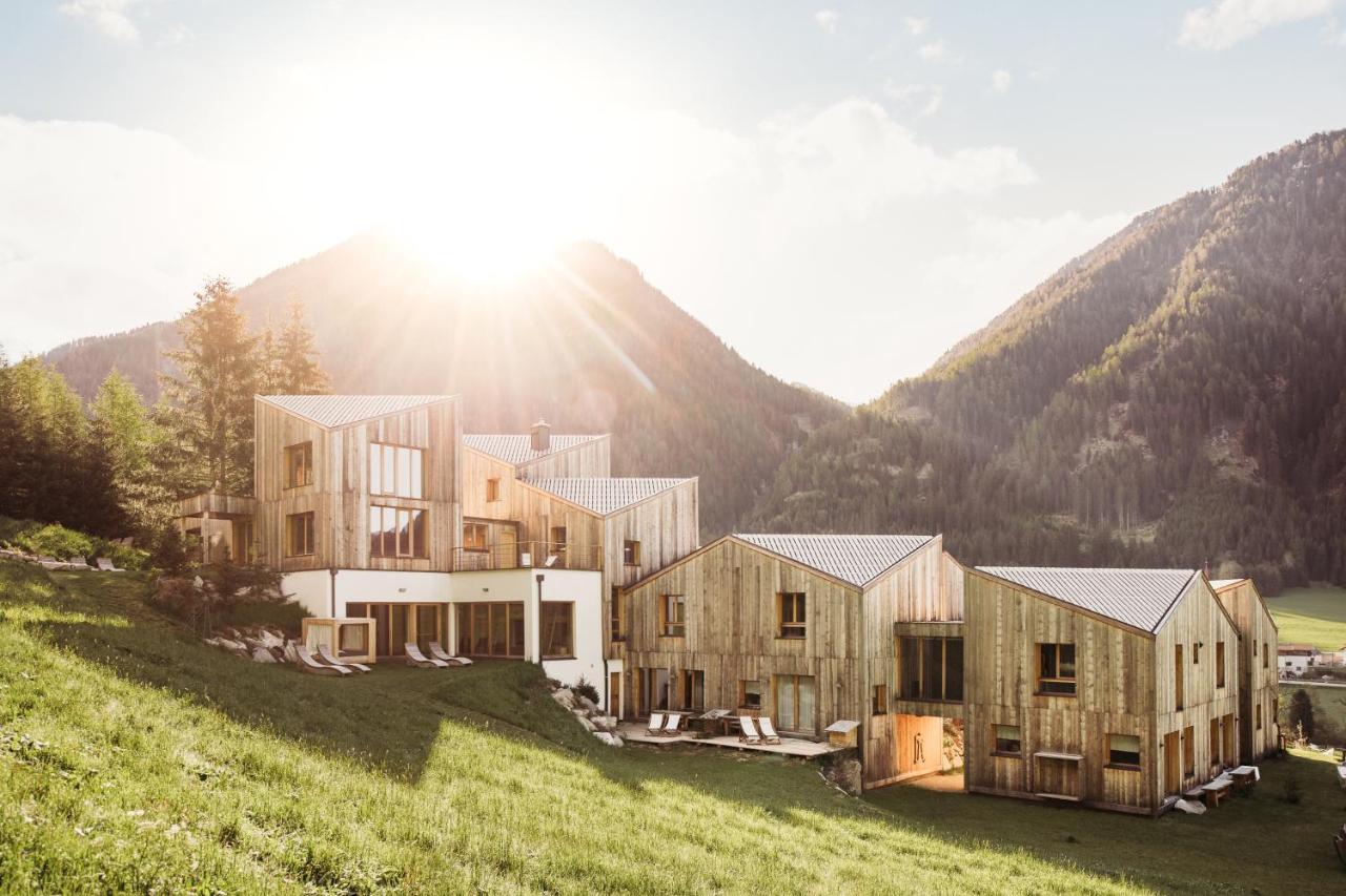 Apparthotel Bio Natur Refugium Blaslahof Santa Maddalena in Casies エクステリア 写真