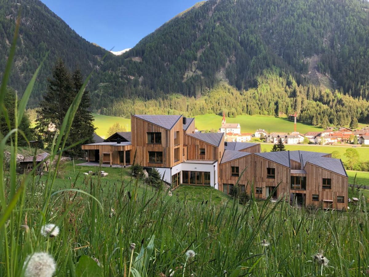 Apparthotel Bio Natur Refugium Blaslahof Santa Maddalena in Casies エクステリア 写真